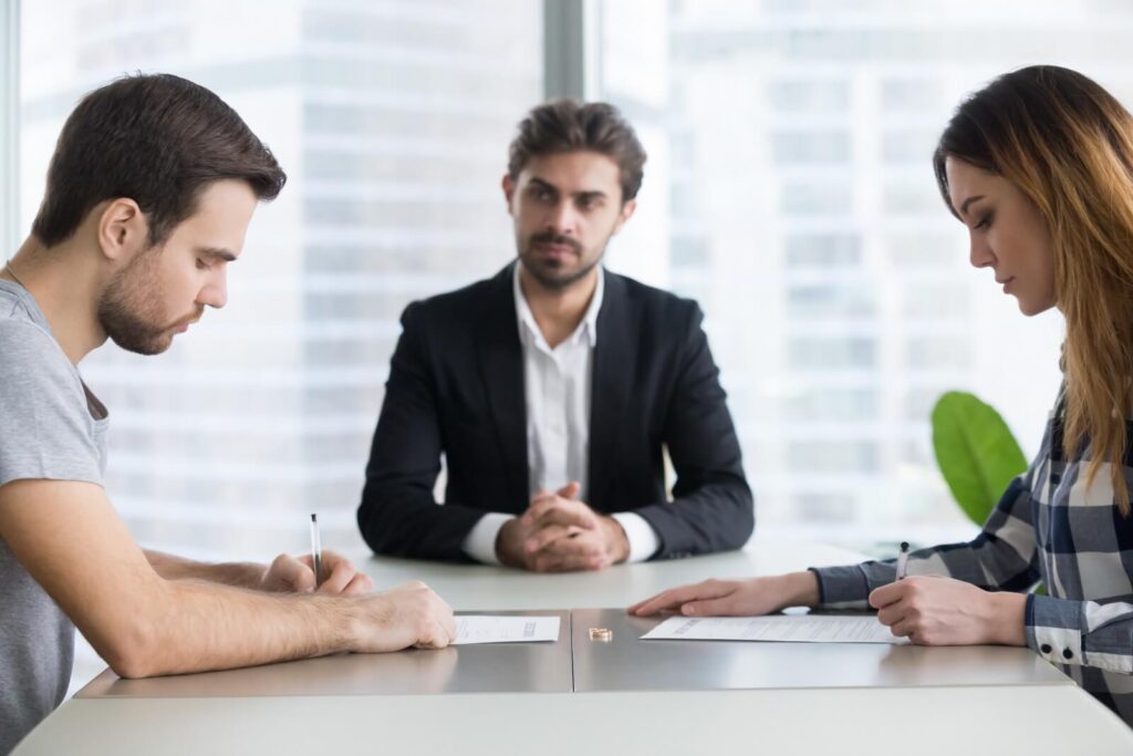 divorced couple agree to spousal support terms